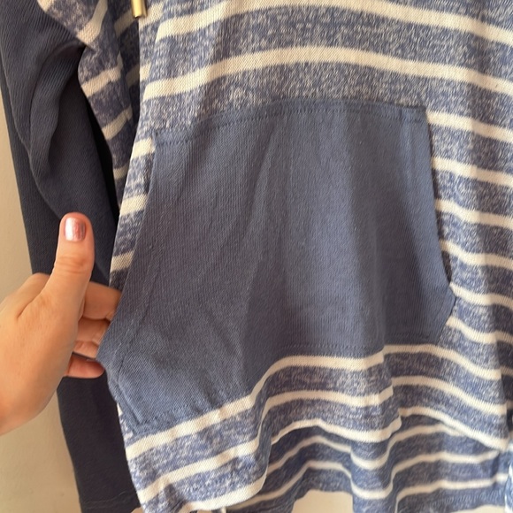 Jones New York Hoodie - Picture 10 of 11